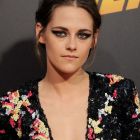 Kristen Stewart, cea mai reusita aparitie de anul acesta: tinuta in care si-a etalat picioarele perfecte