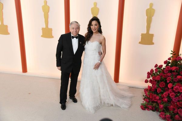 La 60 de ani, Michelle Yeoh s-a căsătorit cu fostul boss de la Ferrari